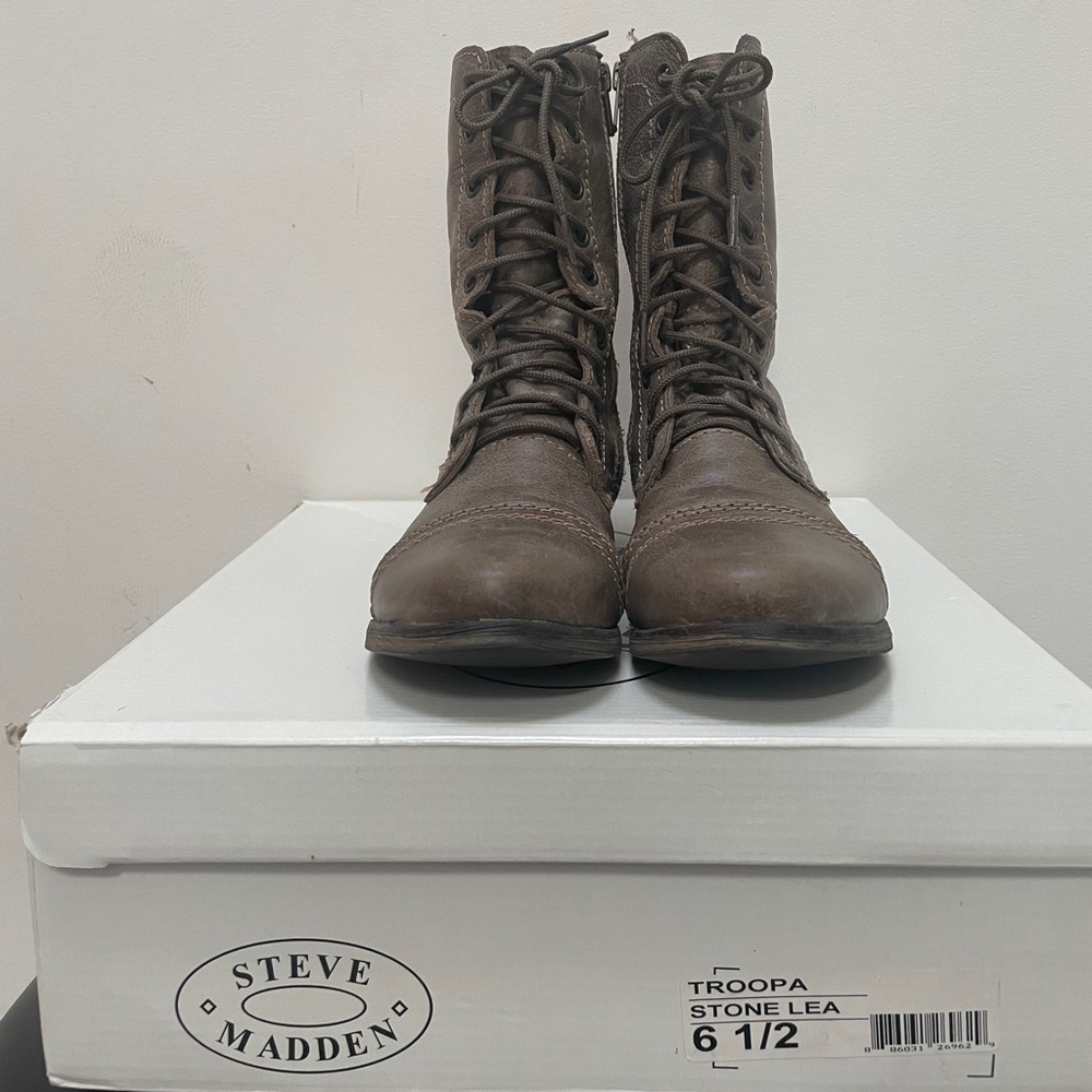 Steve Madden Stone Leather Troopa Boots